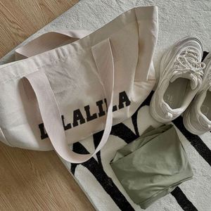 Bolsa de Compras de Algodón Reutilizable de Alta Calidad para la Playa, Entrega Rápida, Estilo Plegable para Uso Diario en Viajes, con Logotipo Personalizado - Product Image 6