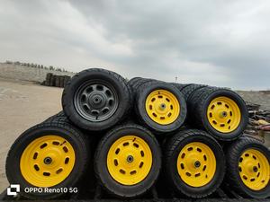 Hochwertige 3.50-10 Luftreifen für Handkarren und Schubkarren – Gebrauchte Luftreifen zum Tiefpreis - Product Image 4