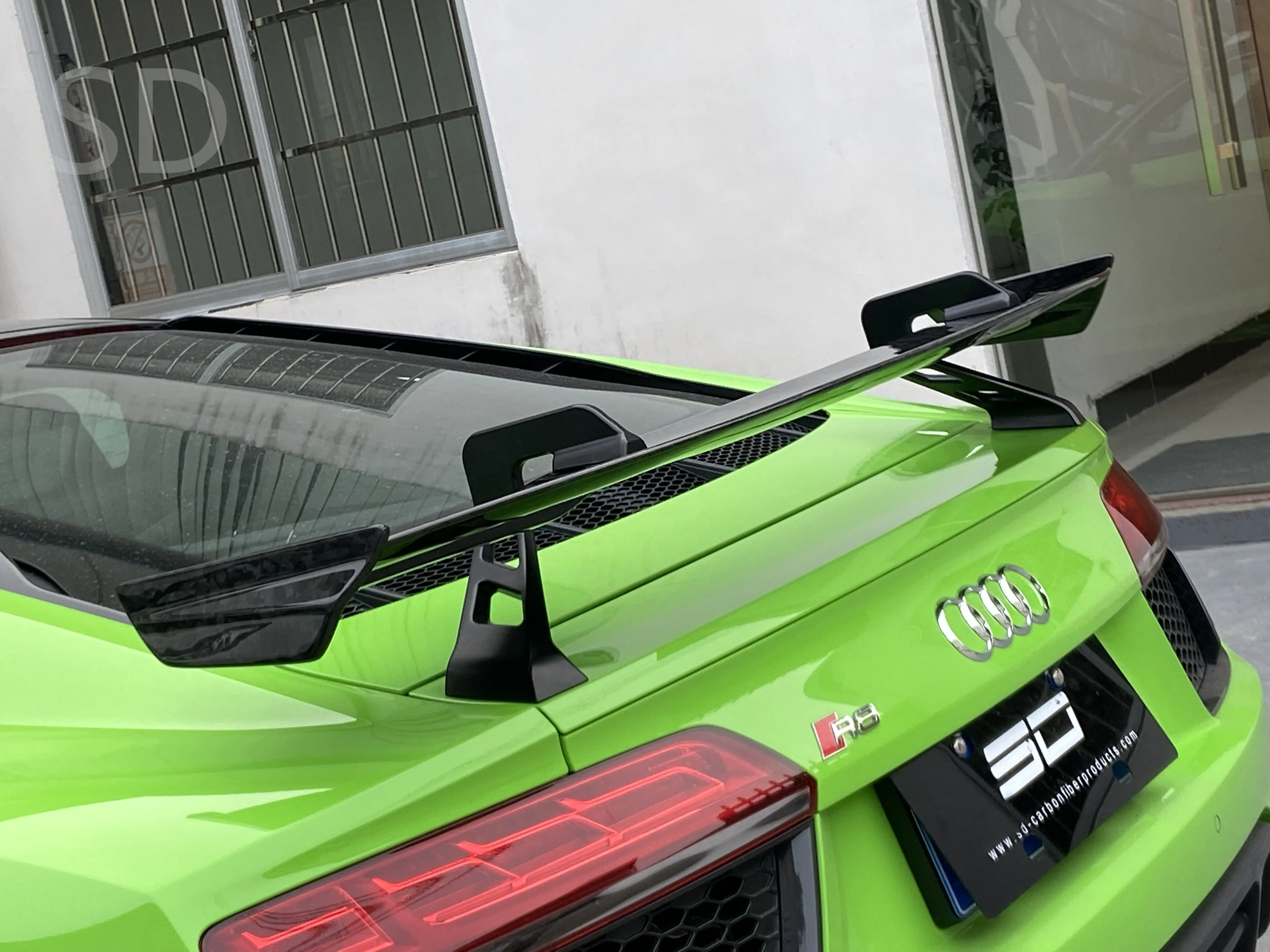 P Style Dry Carbon Fiber Body Kit Rear Bumper Wing For Audi R8 Rear Spoiler