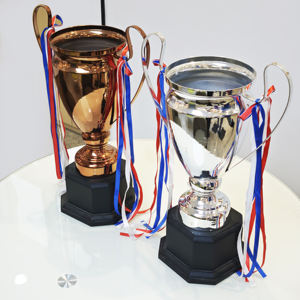 कप ट्रॉफी के लिए खेल पदक और पट्टिकाओं के लिए कस्टम बड़ी धातु फुटबॉल पुरस्कार ट्रॉफी - Product Image 5