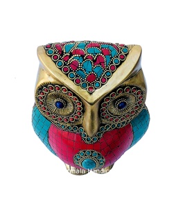 Nirmala Handicrafts, Estatua de Búho de Latón de Rajasthan, Fundición Artesanal, Trabajo con Múltiples Piedras, Fengshui, Regalo para Jardín, Oficina, Mesa o Escritorio - Product Image 3