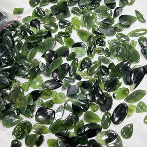 ผู้ส่งออกอินเดียจำหน่ายพลอยซาปร์แทนขัดเงาอย่างดีสำหรับทำเครื่องประดับทุกประเภท พลอยจากอินเดีย - Product Image 2