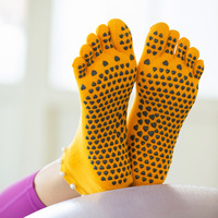 Chaussettes Pilates Grip Cinq Doigts Personnalisées avec Antidérapant Pilates Studio Workouts Décoration Perle Chaussettes de Yoga en Gros