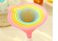 5 pièces dans un ensemble Gadgets de cuisine outils filtre distributeur en plastique ustensiles entonnoir à huile pour la cuisine à domicile