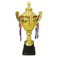 Vente promotionnelle conception spéciale personnalisée trophées en résine fantaisie trophée de football
