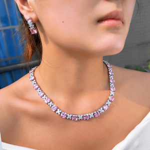 Precioso Juego de Joyas de Circonita Cúbica Rosa Cuadrada para Mujer, Collar y Aretes con Diseño de Flor, para Compromiso, Boda, Graduación, Novia - Product Image 2