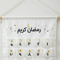 Nuevo Producto Decoración de Pared para el Eid de 30 Días, Calendario de Adviento Árabe de Tela Colgante con Bolsillos