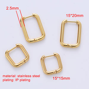 Petites boucles <span class=keywords><strong>d</strong></span>'oreilles huggie en acier inoxydable plaqué or 18k pour filles - Product Image 5