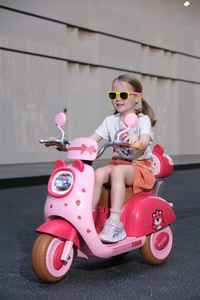 Fabrika Toptan Çocuk Elektrikli Binilebilir Araba <span class=keywords><strong>2</strong></span> ila 4 Yaş Şarj Edilebilir Uzaktan Kumandalı Akülü Unisex Oyuncak - Product Image 4