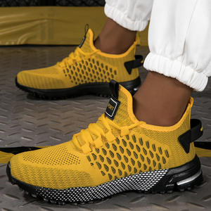 รองเท้าวิ่งตาข่ายน้ำหนักเบาสำหรับผู้ชาย รองเท้าเทนนิสแบบผูกเชือก สวมใส่สบาย ระบายอากาศได้ดี กันลื่น ใช้ได้ทุกฤดู เหมาะสำหรับออกกำลังกายกลางแจ้ง - Product Image 1