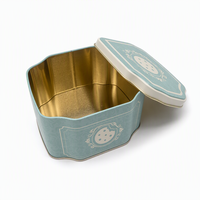 Boîte cadeau en fer blanc festonnée avec couvercle ajusté pour biscuits et bonbons, impression personnalisée, OEM, ODM, vente en gros, emballage en vrac