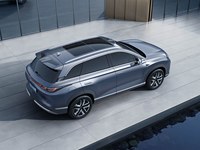 BYD Sealion 07 EV 2026, SUV Eléctrico |   Alcance de 610 km |   230kW RWD / 390kW AWD |   Distancia entre ejes de 2930 mm |   4.2s 0-100 km/h