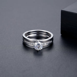 Anillo Apilable de Circonita Cúbica LUOTEEMI con Corona de Eternidad, Anillo de Compromiso de Diamantes de Piedra para Mujer - Product Image 4