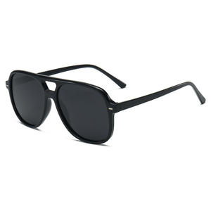 Lunettes de soleil polarisées rétro pour femme, monture complète, style décontracté et professionnel, protection solaire pour voyage, modèle transfrontalier Europe-Amérique - Product Image 1