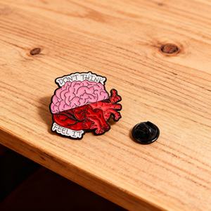 เข็มกลัดโลหะเคลือบอ่อนรูปอวัยวะทางการแพทย์สีชมพู สมอง ปอด ลำไส้ กระเพาะอาหาร ออกแบบตามสั่ง ขายส่ง - Product Image 4