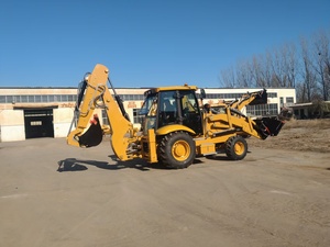 Chargeuse-pelleteuse compacte 4x4 JCB 3CX 4CX CAT 416/420f/430, chargeuse de grumes, modèle 2024, charge nominale de 2500 kg - Product Image 2