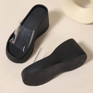 Nouvelles sandales d'été à semelle épaisse pour femme, style décontracté, à talon compensé, pour le quotidien - Product Image 3