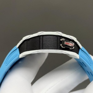 Montre de luxe pour homme, style sport mécanique punk, bracelet en caoutchouc, verre saphir, design identique, vente en gros - Product Image 4