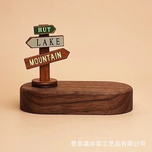 Adorno de Madera Maciza con Base Ovalada Ying Yiyi, Decoración con Señalización Vial para el Hogar, Acabado Mate, Artesanía de Madera Hecha a Mano - Product Image 3