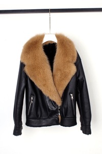 Hot Fashion <span class=keywords><strong>Shearling</strong></span> di pecora top <span class=keywords><strong>cappotto</strong></span> di lana sciolto <span class=keywords><strong>donna</strong></span> cappotti con collo di pelliccia di volpe caldi e spessi antivento - Product Image 3