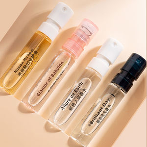 1.5ml 2ml cerca <span class=keywords><strong>di</strong></span> riempire la bottiglia d'<span class=keywords><strong>acqua</strong></span> profumata Mini bottiglia spray bianca bottiglia <span class=keywords><strong>di</strong></span> <span class=keywords><strong>profumo</strong></span> in vetro piccolo <span class=keywords><strong>profumo</strong></span> - Product Image 1