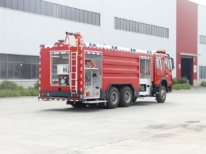 Camión de Bomberos HOWO Nuevo, Vehículo de Supresión de <span class=keywords><strong>Incendios</strong></span> con Sistema de Nebulización, 8x4 6x4 Diésel EURO 3 >10000L, Camiones <span class=keywords><strong>Contra</strong></span> <span class=keywords><strong>Incendios</strong></span> en Venta - Product Image 2