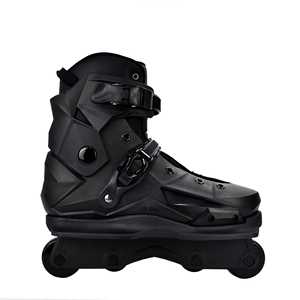 Chaussures de patinage agressives de <span class=keywords><strong>vitesse</strong></span> de course de haute qualité pour adultes patin à roues alignées agressif clignotant pour joueur - Product Image 2