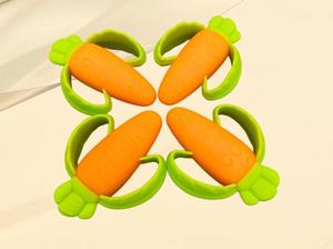 Jouets de dentition pour bébés <span class=keywords><strong>en</strong></span> <span class=keywords><strong>silicone</strong></span> texturé personnalisé soulagement facile carotte maïs Orange jeu sensoriel grignotages <span class=keywords><strong>en</strong></span> forme de sucette de qualité alimentaire - Product Image 2