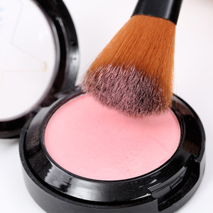 Pinceau <span class=keywords><strong>de</strong></span> maquillage professionnel à finition ultra-brillante pour le visage, idéal pour le blush, le <span class=keywords><strong>fond</strong></span> <span class=keywords><strong>de</strong></span> <span class=keywords><strong>teint</strong></span> et la poudre – Outil <span class=keywords><strong>de</strong></span> beauté très prisé à l'international - Product Image 3