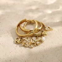 Bague pendentif en forme de cœur trèfle à quatre feuilles sertie de diamants pour femme RH Luxury, plaquée or 18 carats, acier inoxydable, bijoux tendance