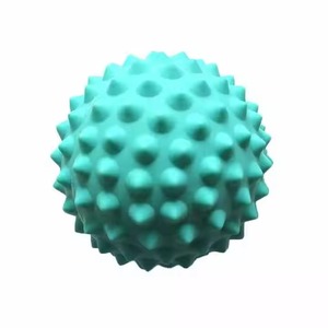 Pelota de Masaje con Púas de PVC para Masajes Deportivos, para Trabajar la Fascia Muscular y la Terapia Física en Fitness - Product Image 4