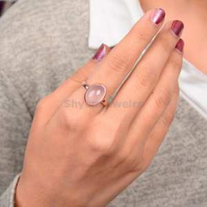 แหวนพลอยโรสควอตซ์รูปไข่ธรรมชาติสวยงาม เงินแท้ 925 ของขวัญวาเลนไทน์สุดหรู - Product Image 5