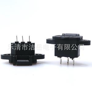 Enchufe de Corriente AC-04 3P 6A 250V de Plástico con Cubierta y Terminales para Vehículos Eléctricos y Electrodomésticos - Product Image 5