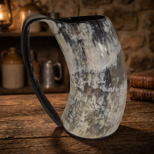 Taza de Cuerno de Búfalo de Forma Natural, Pulida, Rústica, Impermeable, Hecha a Mano, Diseño Antiguo Moderno, Duradera, Decoración para el Hogar, Arte Coleccionable - Product Image 1