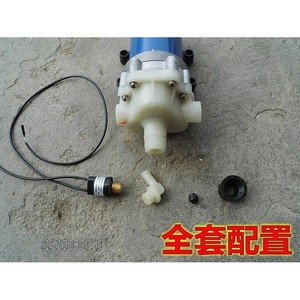 Pompe à eau électrique 12V haute pression auto-amorçante, pompe à diaphragme haute pression pour applicateur de pesticides et lave-auto - Product Image 2