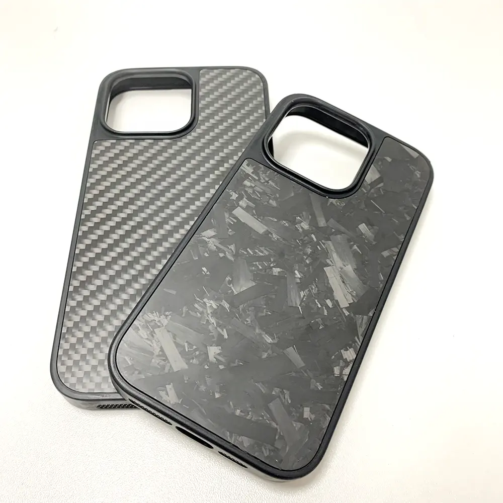 Relatiegeschenkset Schokbestendig Mat Zwart Gesmede Carbon Friber Telefoonhoesje Voor Iphone 15 Pro Max Hoesjes