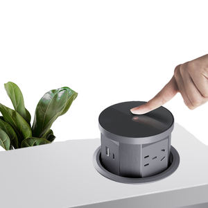 Tomada de Energia Retrátil Inteligente Pneumática com 3 Saídas IP44, 2 USB e 1 Porta Tipo-C, Plugue Americano para Uso na Cozinha - Product Image 1