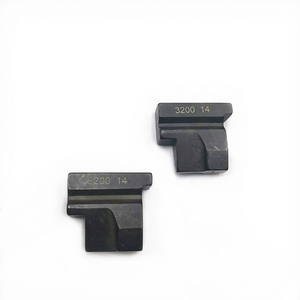 Support de couteau KENLEN 3200 JU KI, référence 320-63307, œillet 14 mm, pièces détachées en fer pour machine à coudre industrielle, le plus vendu - Product Image 1