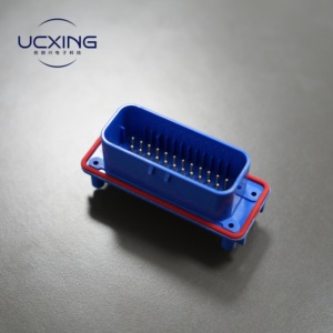 Adattatore Terminale a Crimpare Verticale Femmina MF130 a 35 Pin, 250V DC, Lega di Rame, 5A, Alloggiamento in PBT per Settore Automobilistico/Trasporto Ferroviario - Product Image 4