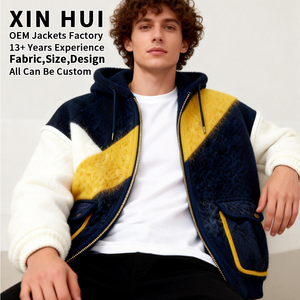 Chaqueta de Cuero con Forro Polar Sherpa Grueso para Invierno, con Logotipo Personalizado, Estilo Urbano para Hombre, Diseño de Bloques de Color con Parches, con Capucha, Estilo Universitario, Oversize y Afelpada - Product Image 2