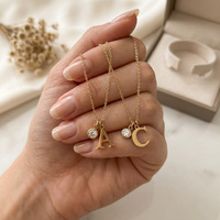 Bracelet unisexe tendance avec pendentif lettre initiale M en acier inoxydable doré, bijoux minimalistes