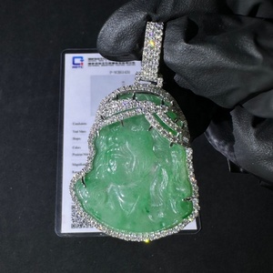 Gioielli Raffinati in Argento Sterling 925 con Diamanti Sintetici e Ciondolo Gesù in Giada VVS - Product Image 2