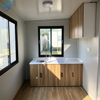 Maison conteneur modulaire pliable de luxe pour l'extérieur, extensible, avec aménagement intérieur complet, design moderne et caractéristiques respirantes