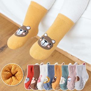Kaus kaki tebal bayi baru lahir binatang lucu, kaus kaki sandal pegangan <span class=keywords><strong>Terry</strong></span> lantai katun Combed untuk anak balita musim dingin tidak licin - Product Image 1