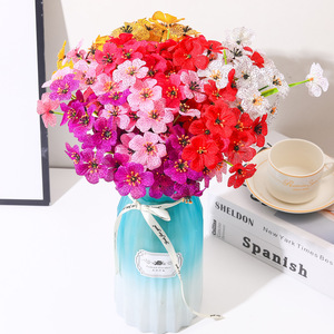 Ramo de Flores Artificiales de 35 cm de Altura, Flores de Seda y Plástico de Alta Simulación, Decoraciones para Bodas, Exteriores y Hogar - Product Image 2
