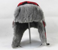 Gorro de Invierno Unisex Estilo Ruso, Gorro de Trampero a Cuadros Rojos, Gorro de Aviador con Forro de Piel Sintética Marrón
