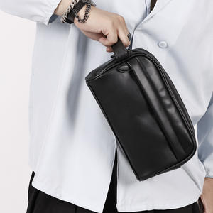 新款时尚男士大容量休闲手拿包防水商务和洗漱包拉链封口-批发 - Product Image 5