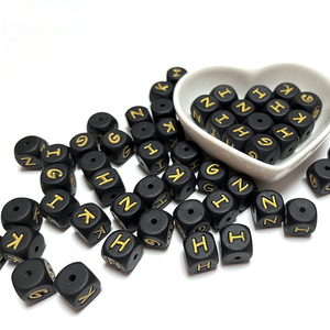 11 색 레드 오렌지 재고 핫 세일 도매 편지 씹는 알파벳 구슬 12mm 혼합 실리콘 편지 아기 젖니 구슬 - Product Image 1