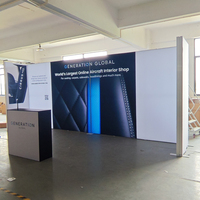 Stand d'exposition logistique aérospatiale mondiale, boîte à lumière LED rétroéclairée en tissu SEG modulaire pour salon professionnel de la technologie aéronautique