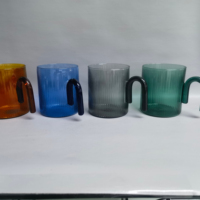 Article chaud tasse en verre à paroi unique avec poignée de couleur tasse en verre borosilicate